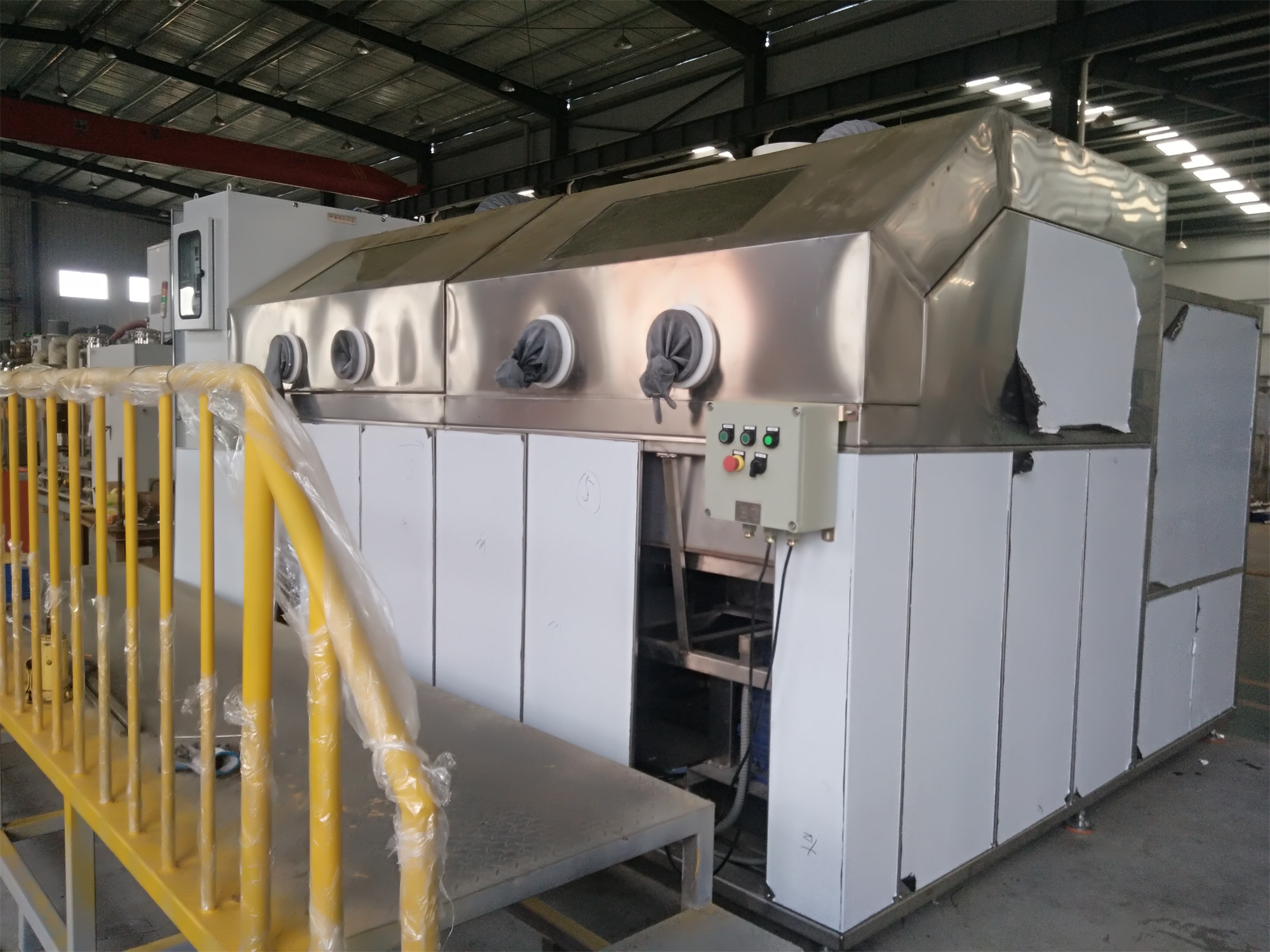 單工位旋轉噴淋清洗機（自動壓力清洗機）